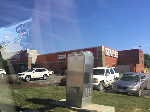 Staples, 6521 Steubenville Pike, Pittsburgh, PA 15205, USA, 
