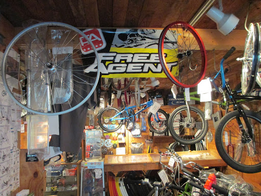 Bicycle Store «Wonder Lake Bicycle», reviews and photos, 4308 East Dr, Wonder Lake, IL 60097, USA