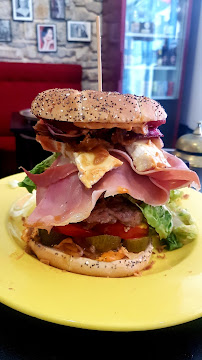 Hamburger du Restaurant Xabi-krakada à Saint-Jean-de-Luz - n°17
