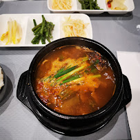Kimchi du Restaurant coréen 모란 식당 le seul spécialisé dans les aliments nord-coreens à Paris - n°2
