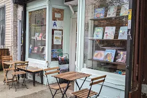 Cafe con Libros image