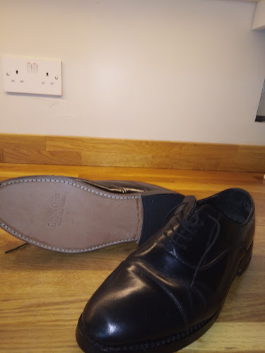 Reviews of Rudi's Shoe Repairs in Bedford - Shoe store