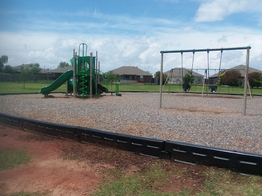 Water Park «Apple Valley Park - Splash Pad», reviews and photos, 4401 Melrose Dr, Moore, OK 73160, USA