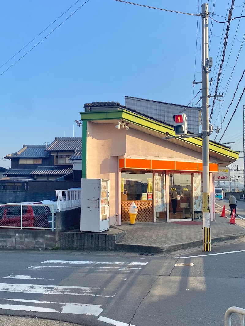 パン工房チロル 向島店