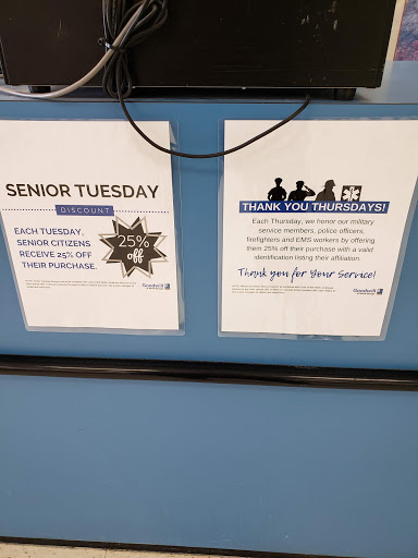 Thrift Store «Goodwill», reviews and photos