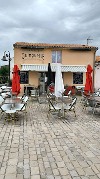 Atmosphère du Restaurant La p'tite guinguette à Châtelaillon-Plage - n°14