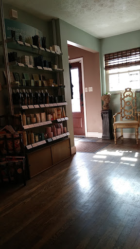 Day Spa «Stonewater Salon and Spa», reviews and photos, 5326 Clairton Blvd, Pittsburgh, PA 15236, USA