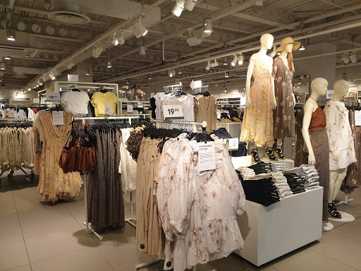 H&M