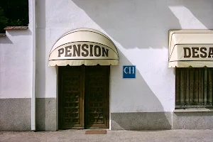 Pensión El Juncal image