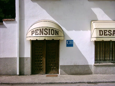 Pensión El Juncal C. Palomares, 2, 28140 Fuente el Saz de Jarama, Madrid, España