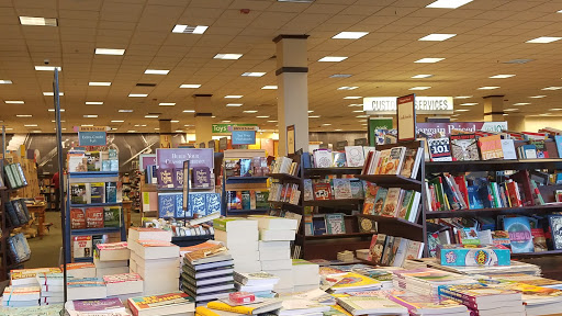 Book Store «Barnes & Noble», reviews and photos, 4972 Dublin Blvd, Dublin, CA 94568, USA