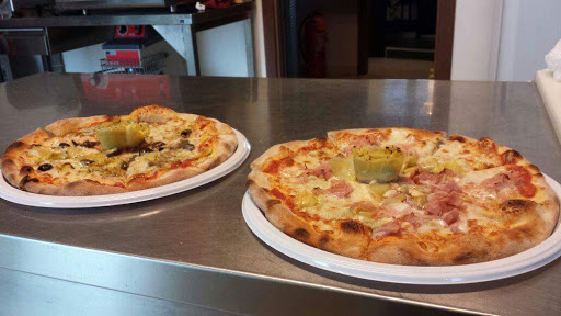 Pizzeria Da Asporto La Fornace in Ponte dellOlio, Provincia di Piacenza