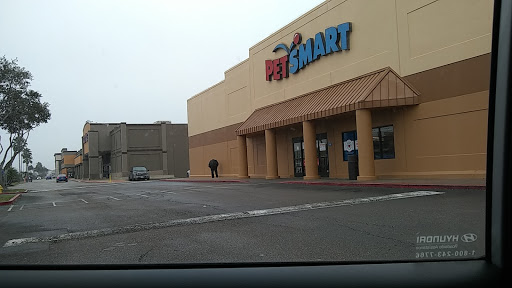 Pet Supply Store «PetSmart», reviews and photos, 5214 Blanche Moore Dr, Corpus Christi, TX 78411, USA