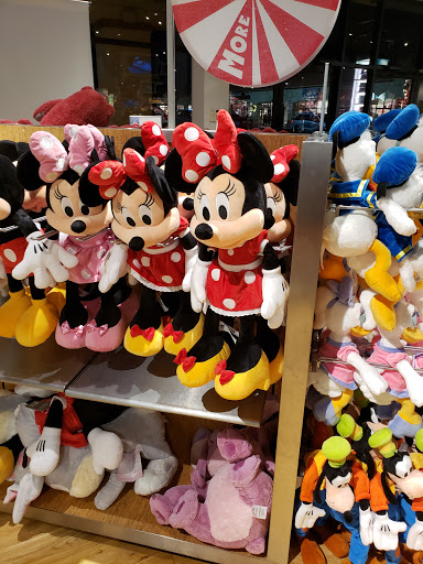 Toy Store «Disney Store», reviews and photos, 127 Outlet Square, Hershey, PA 17033, USA