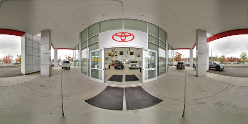 Toyota Dealer «Lithia Toyota of Springfield», reviews and photos, 163 S 9th St, Springfield, OR 97477, USA