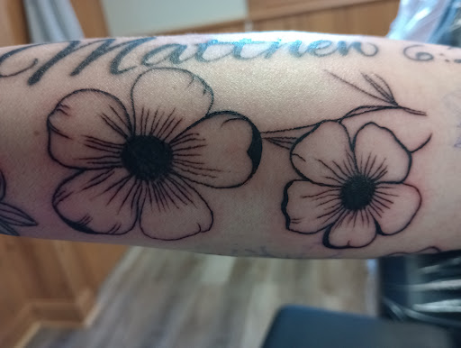 Explore san francisco 49ers tattoo ideas, creative tattoo ideas in Clintonville, available at Temple Ink Tattoo Shop