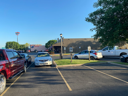 American Restaurant «Cracker Barrel Old Country Store», reviews and photos, 800 N Interstate Dr, Norman, OK 73072, USA