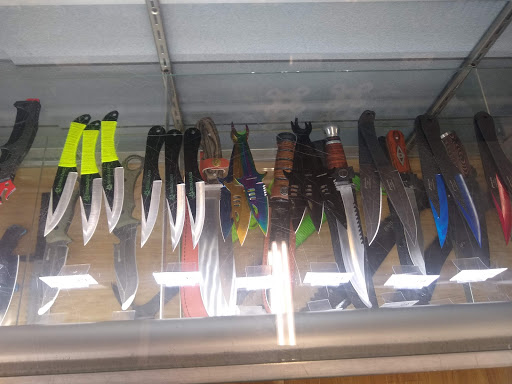 Sporting Goods Store «Big 5 Sporting Goods - Sacramento (Citrus Height)», reviews and photos, 7833 Greenback Ln, Citrus Heights, CA 95610, USA