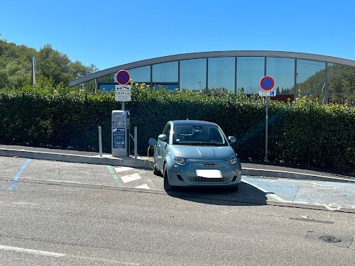 Borne de recharge de véhicules électriques Réseau Wiiiz Charging Station La Colle-sur-Loup