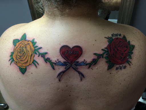 Tattoo Shop «Dark Horse Tattoos», reviews and photos, 395 Garrisonville Rd #103, Stafford, VA 22554, USA