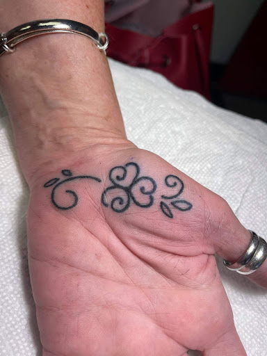 Tattoo Shop «LONE WOLF TATTOO», reviews and photos, 211 Bedford Ave, Bellmore, NY 11710, USA