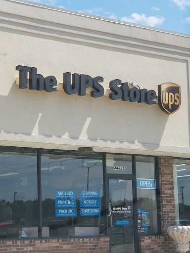 Shipping and Mailing Service «The UPS Store», reviews and photos, 44648 Mound Rd, Sterling Heights, MI 48314, USA