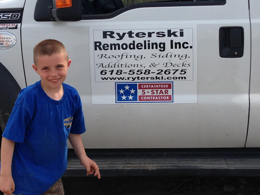 Roofing Contractor «Ryterski Roofing», reviews and photos, 940 Alton Ave, Madison, IL 62060, USA