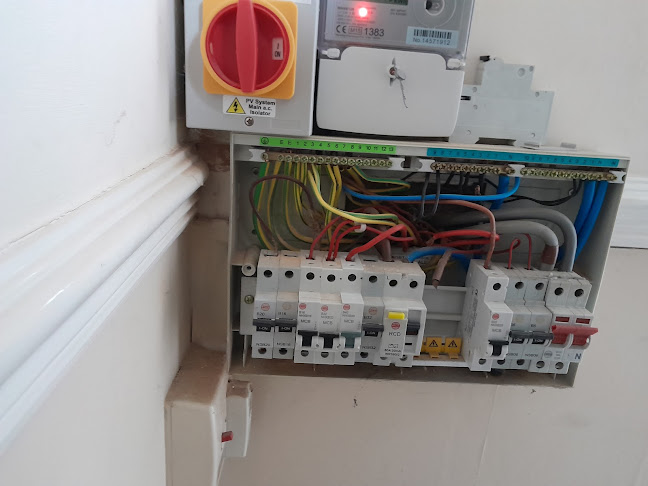 Reviews of Hayes Electrical Services (Nottingham) in Nottingham - Electrician