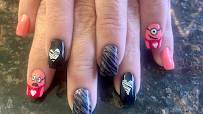 Dezinz nail salon & things - Photo 1 - Car repair in Frederick, MD, Frederick