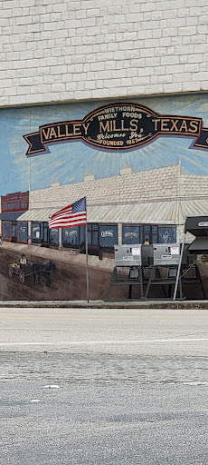 Brookshire Brothers Express, 902 C Ave, Valley Mills, TX 76689, USA, 