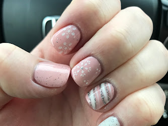 Lily's Nails
