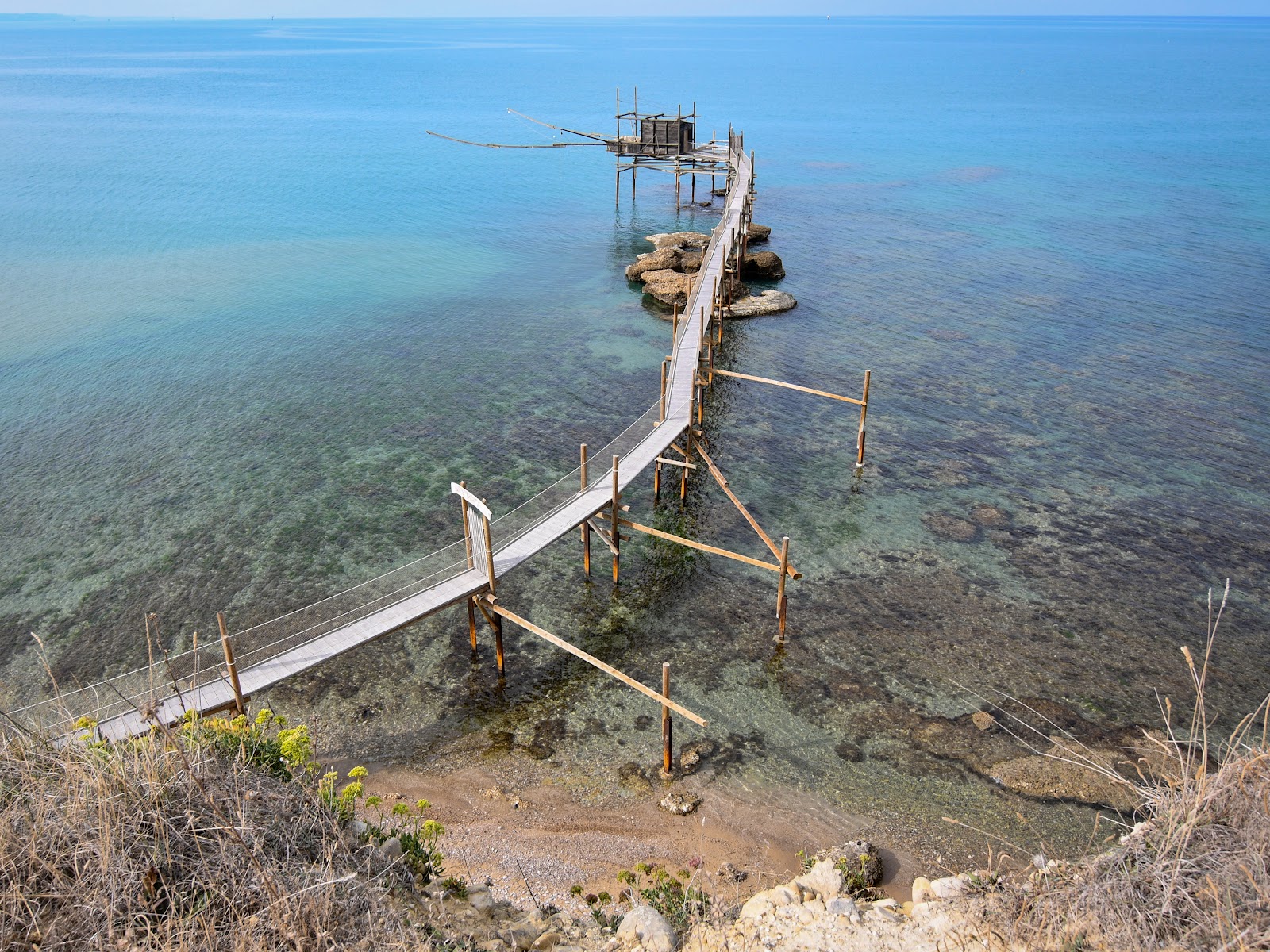 Spiaggia di Punta Aderci photo #9