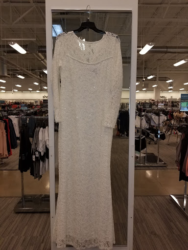 Department Store «Nordstrom Rack Woodland Plaza», reviews and photos, 8722 E 71st St, Tulsa, OK 74133, USA