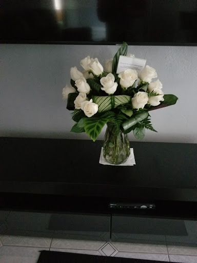 Florist «Bud Stop», reviews and photos, 16705 Old Cutler Rd, Miami, FL 33157, USA