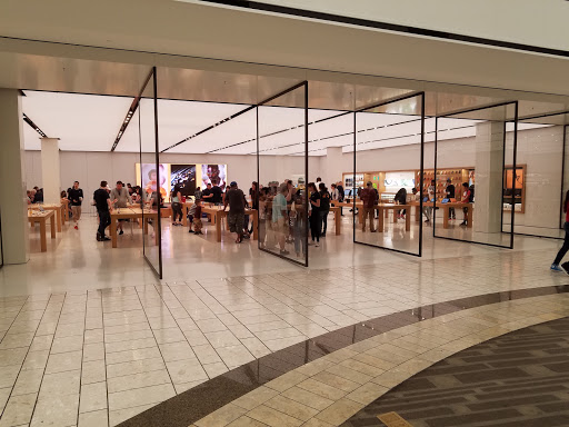 Shopping Mall «Stoneridge Shopping Center», reviews and photos, 1 Stoneridge Mall Rd, Pleasanton, CA 94588, USA