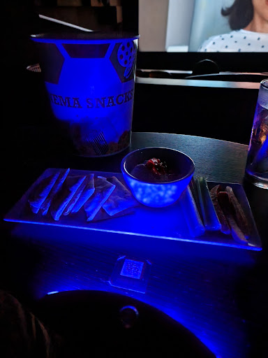 Movie Theater «iPic Theaters», reviews and photos, 2023 Hudson St, Fort Lee, NJ 07024, USA