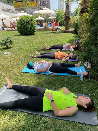 İz Yoga Pilates - Burcum Altıntaş Koçluk & Danışmanlık Merkezi