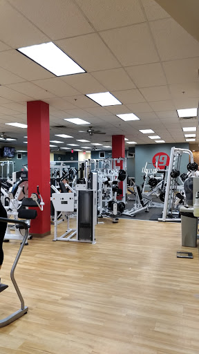 Gym «Fitness 19», reviews and photos, 100 Broadway, Elmwood Park, NJ 07407, USA