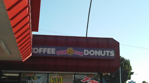 Donut Shop «Yum Yum Donuts», reviews and photos, 12201 Venice Blvd, Los Angeles, CA 90066, USA