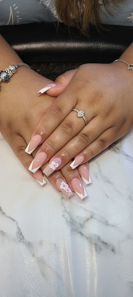 Sculpted Nail & Beauty Lounge 12553