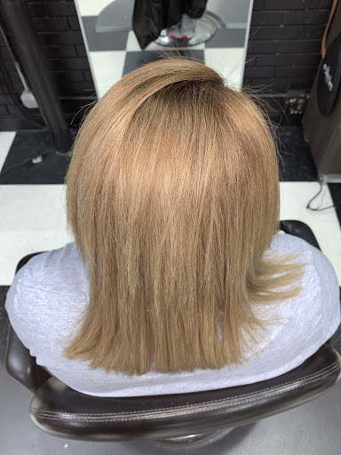 Beauty Salon «4 Looks Beauty Salon», reviews and photos, 12879 Josey Ln, Farmers Branch, TX 75234, USA