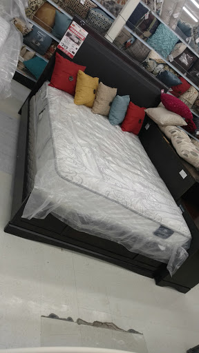 Shopping Mall «Charter Oak Mall», reviews and photos, 940 Silver Ln, East Hartford, CT 06118, USA