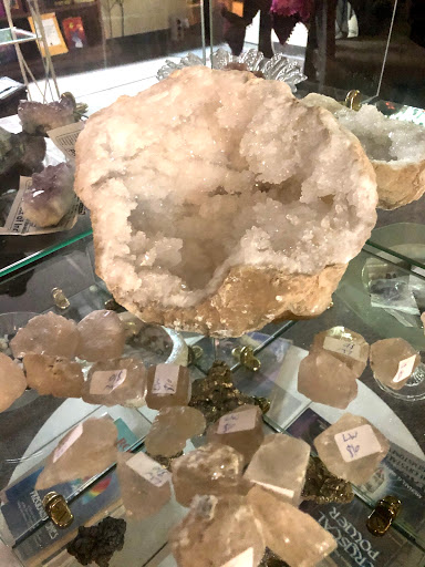 Rock Shop «Back Country Jewelry Rocks», reviews and photos, 157 Sacramento St # B, Auburn, CA 95603, USA