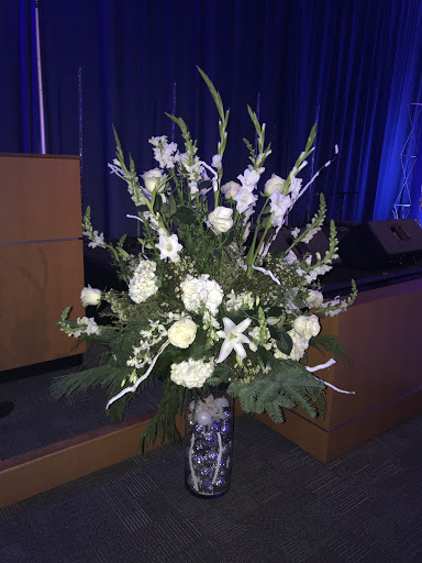 Florist «Hill Florist and Gifts», reviews and photos, 276 E Main St, Hillsboro, OR 97123, USA