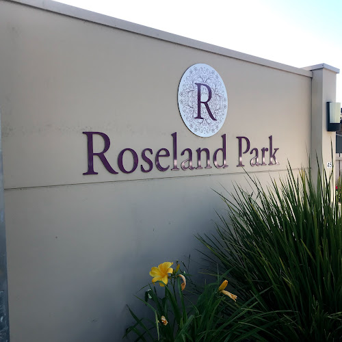 Roseland Park Village - Hamilton