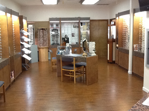 Optometrist «Davis Optometry», reviews and photos, 1111 Kennedy Pl #1, Davis, CA 95616, USA