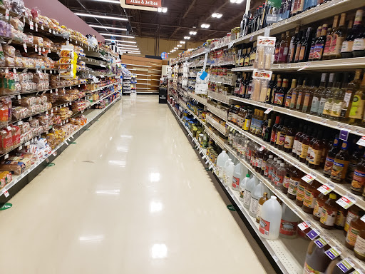 Supermarket «Giant Eagle Supermarket», reviews and photos, 55 Meadow Park Ave, Lewis Center, OH 43035, USA