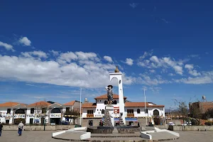 Plaza de Armas de Chinchero image