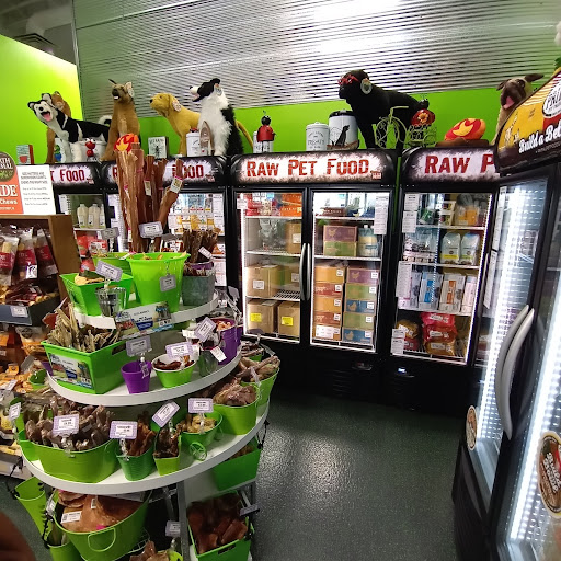 Pet Supply Store «The Green Spot», reviews and photos, 1110 S 71st St, Omaha, NE 68106, USA