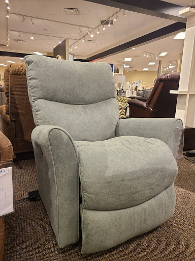 Furniture Store «La-Z-Boy Furniture Galleries», reviews and photos, 2035 Mackenzie Way, Cranberry Twp, PA 16066, USA